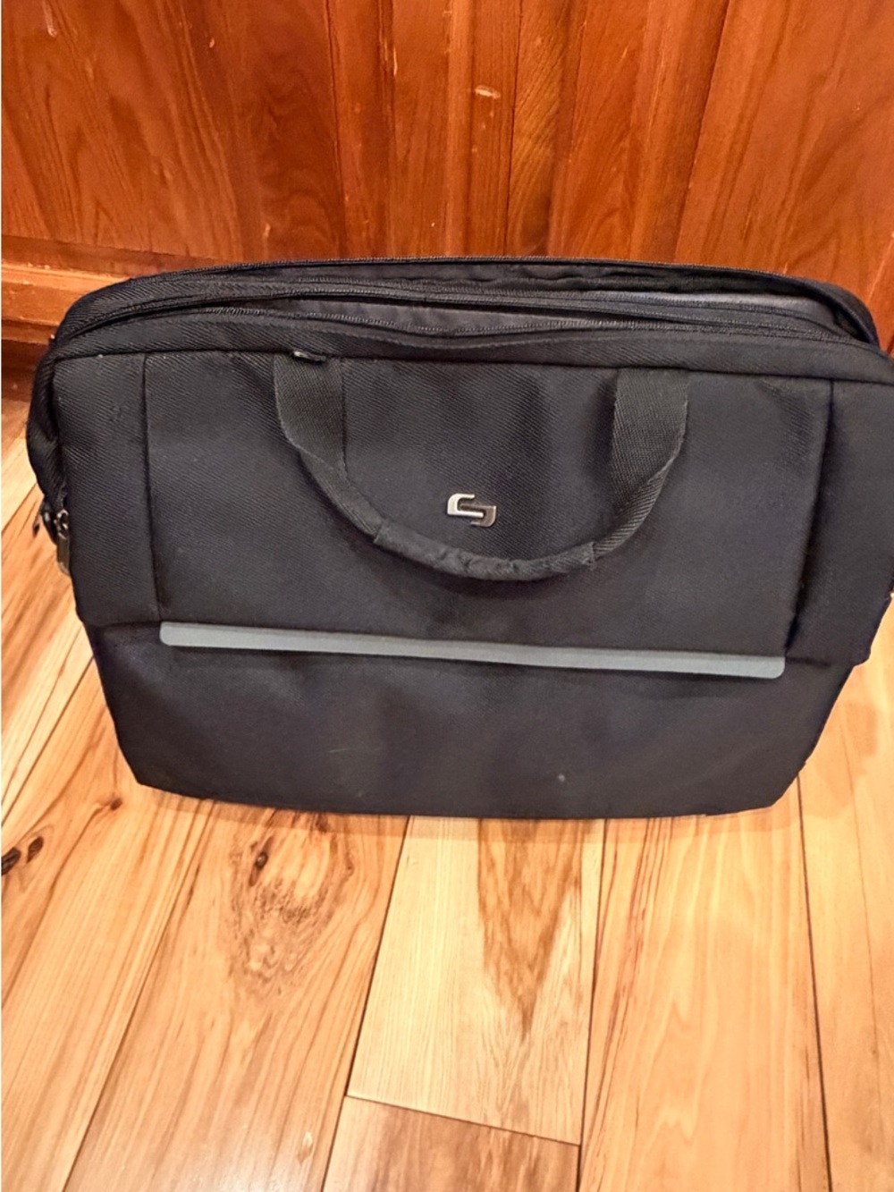 Laptop bag
